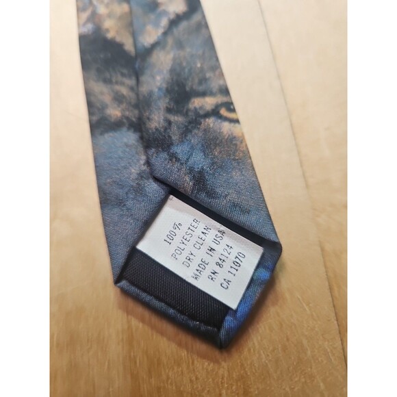 Ralph Marlin & Company 'Wolf' (Vintage 90s Howling Wolf Necktie/Tie/Neckwear) - Picture 8 of 12